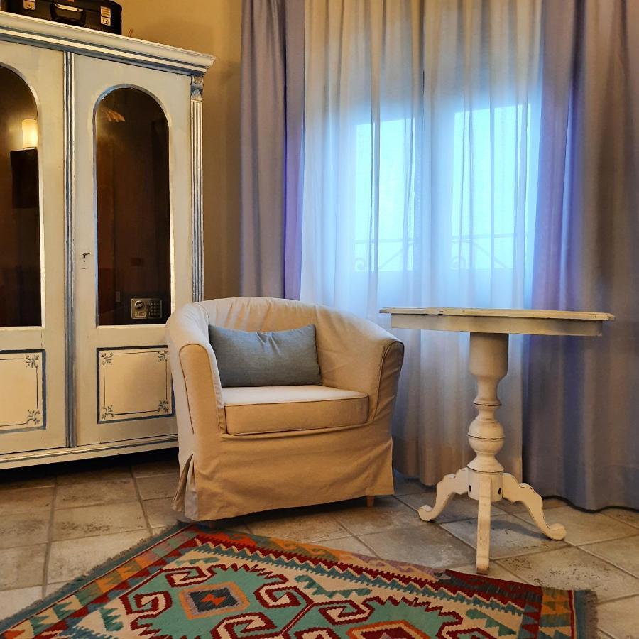 Boutique Hotel Fox'S Inn San Giustino Valdarno Exterior photo
