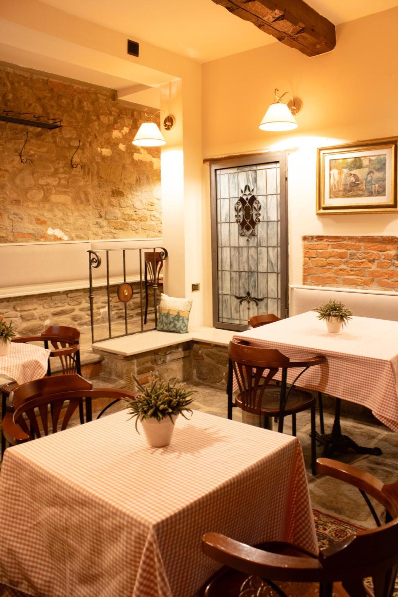 Boutique Hotel Fox'S Inn San Giustino Valdarno Exterior photo